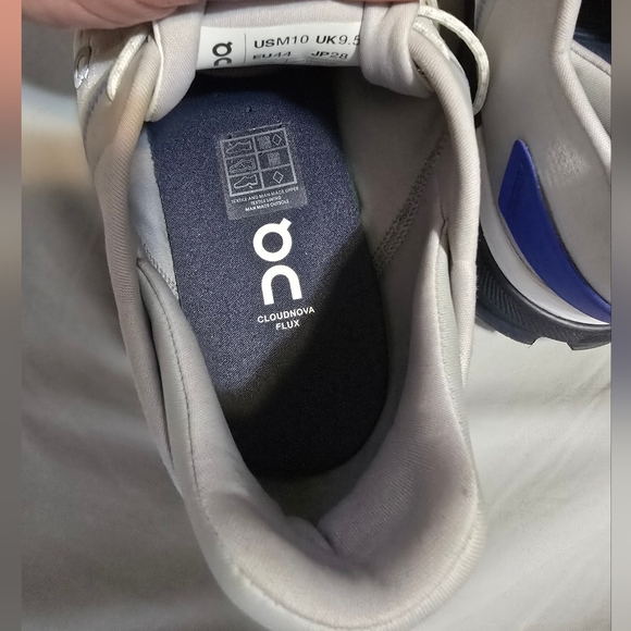 On Cloud Mens 10 - Picture 2 of 6